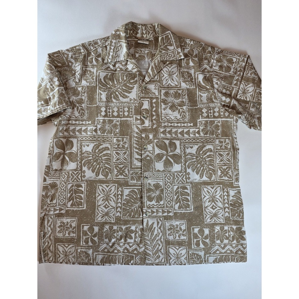 Go Barefoot Hawaiiian Shirt Mens Size Large Neutral Short Sleeve Button Up